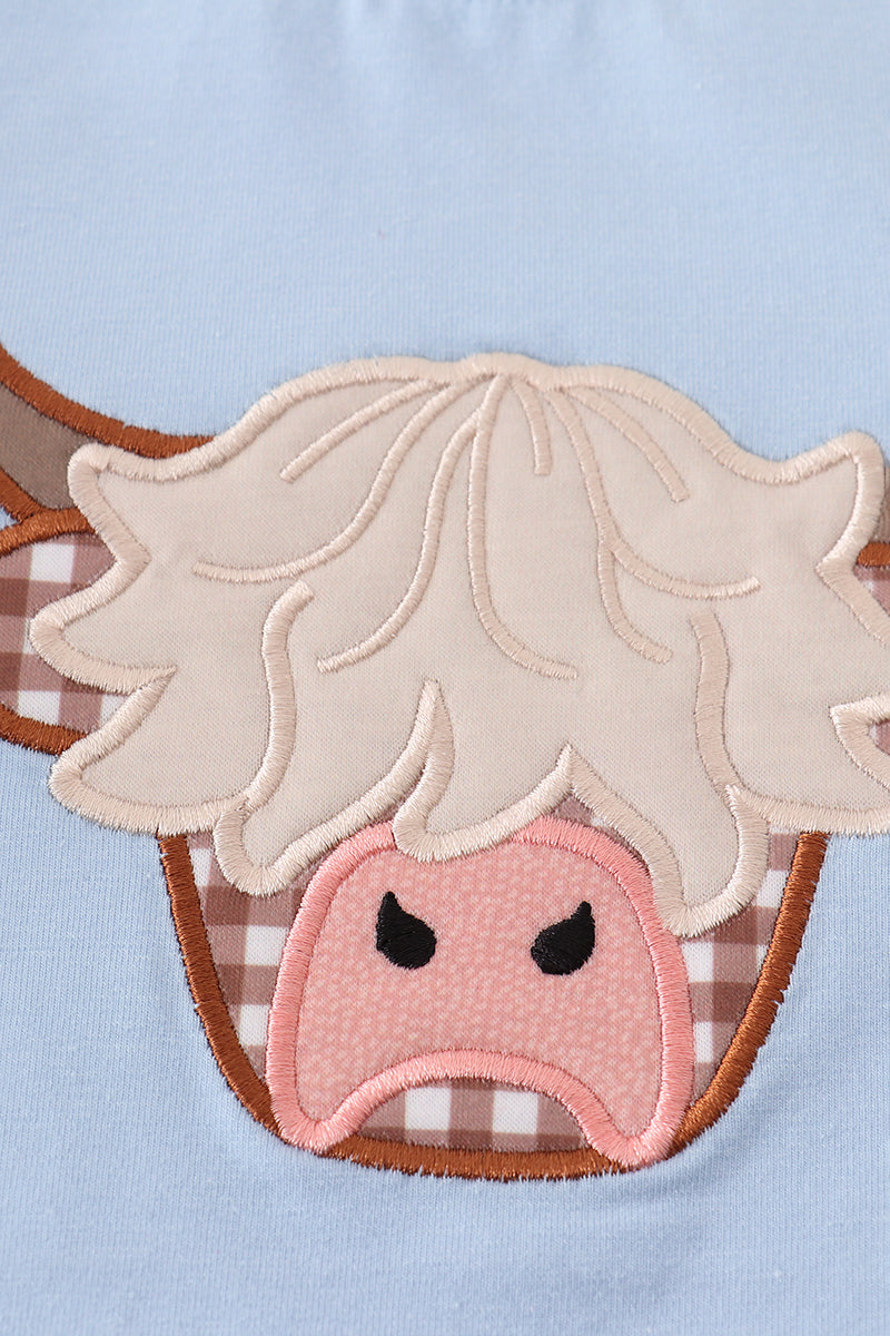 Blue highland cow applique shorts set