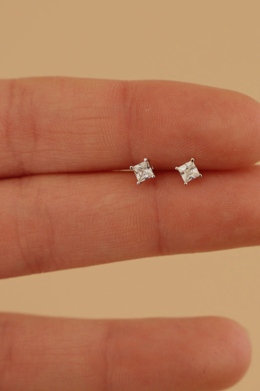 SILVER SQUARE CZ STUD